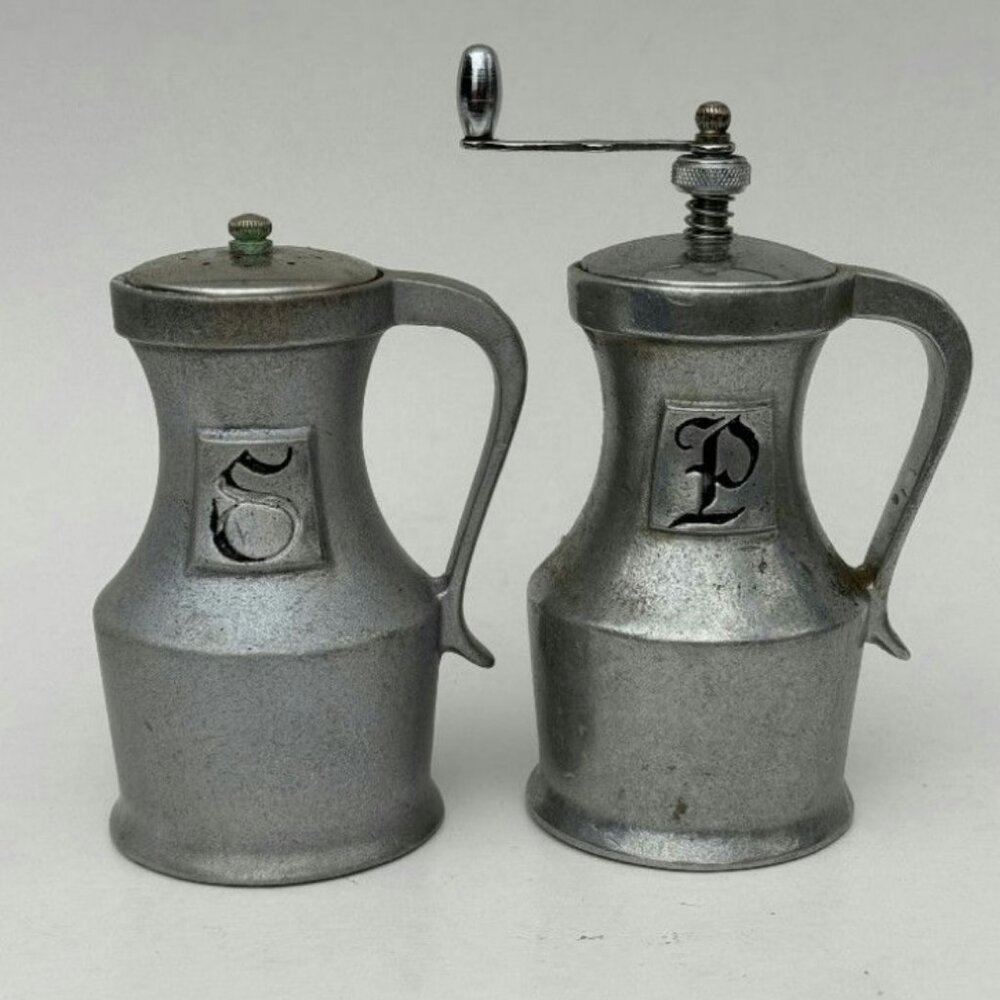 Vintage Salt & Pepper Shaker